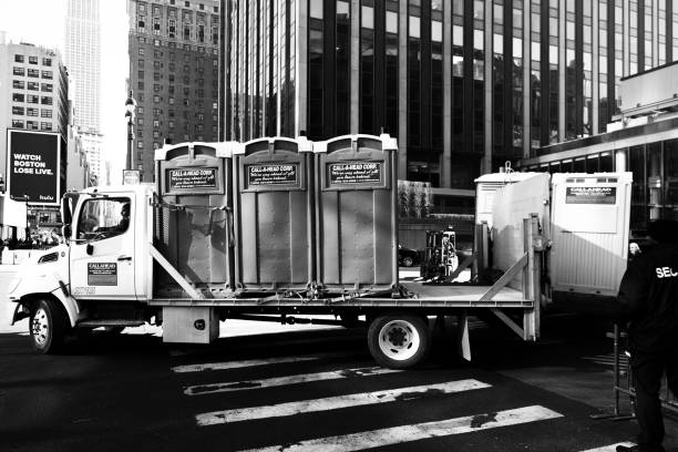 Best Porta potty delivery and setup  in Davie, FL